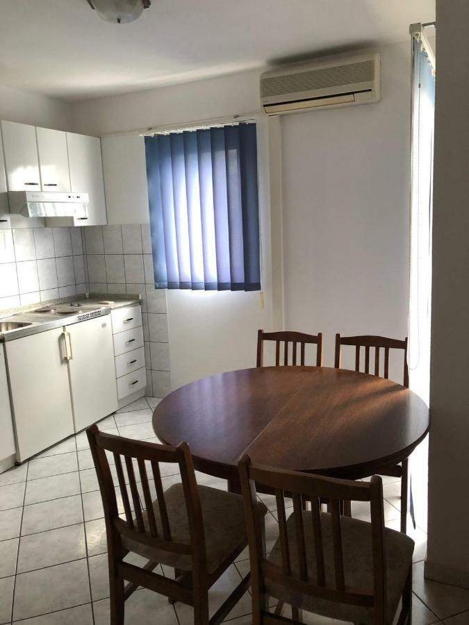 Apartments With Private Parking 바스카보다 외부 사진