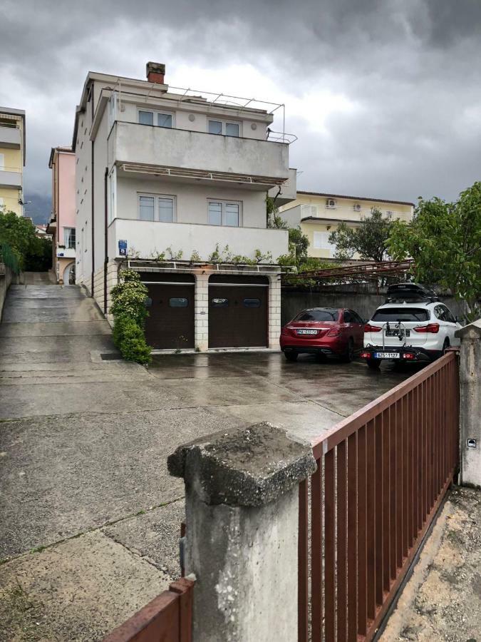 Apartments With Private Parking 바스카보다 외부 사진