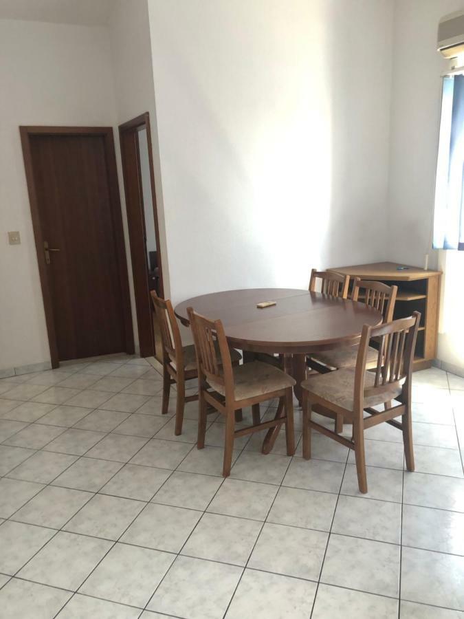 Apartments With Private Parking 바스카보다 외부 사진